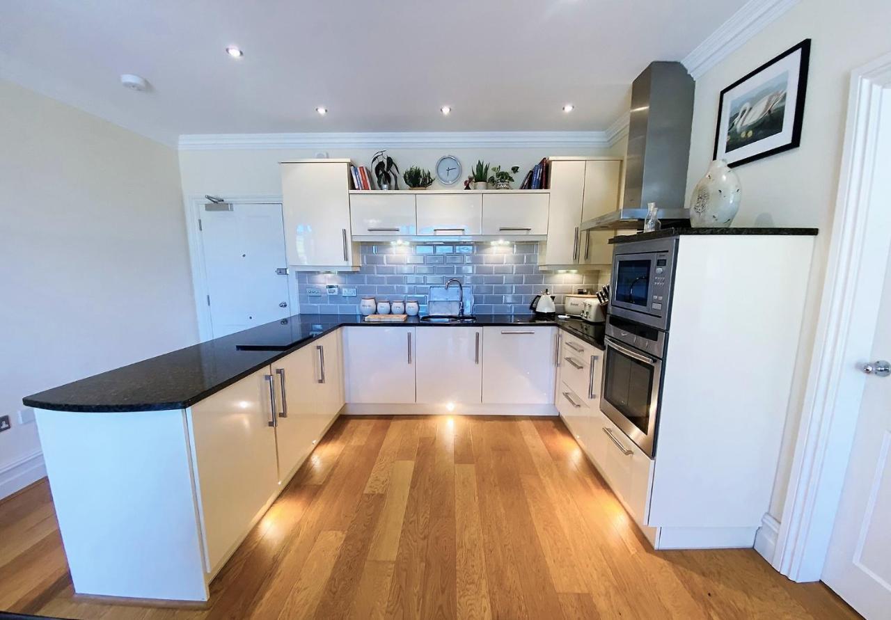 Hazelwood Hideaway: Spacious 2 Bed Apartment Silverdale  Esterno foto